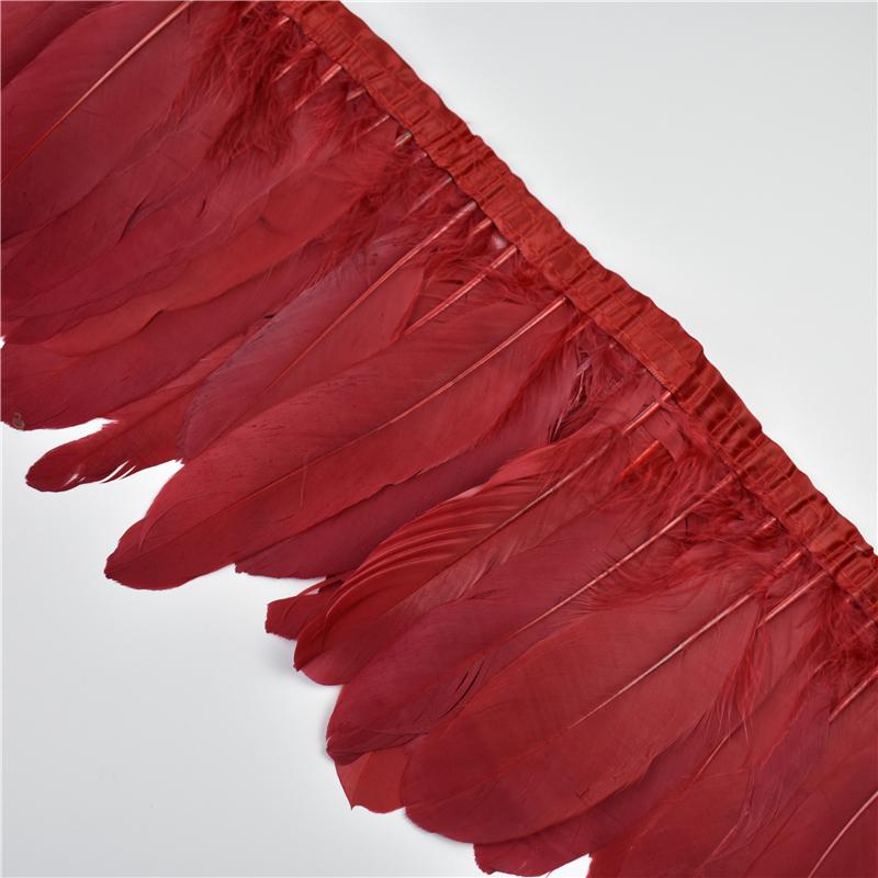 2 Meter Gänsefederbesatz Hochzeitsfeier Dekoration Fransen für Kleidung Makramee Federn DIY Farbige Federn Bänder für Bastelarbeiten