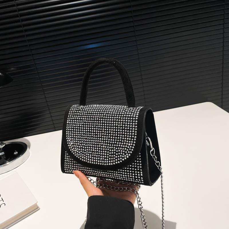 Korean Fashion Pu Rivets Small Square Bag With Stitching Detail And Interior Card Slot For Casual Outings