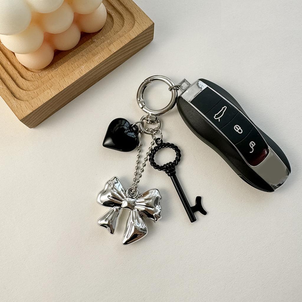 Fashion Heart Shaped Bowknot Charm Sophisticated Heart Bowknot Keyrings Charm Accessory for Modern Women's Handbags