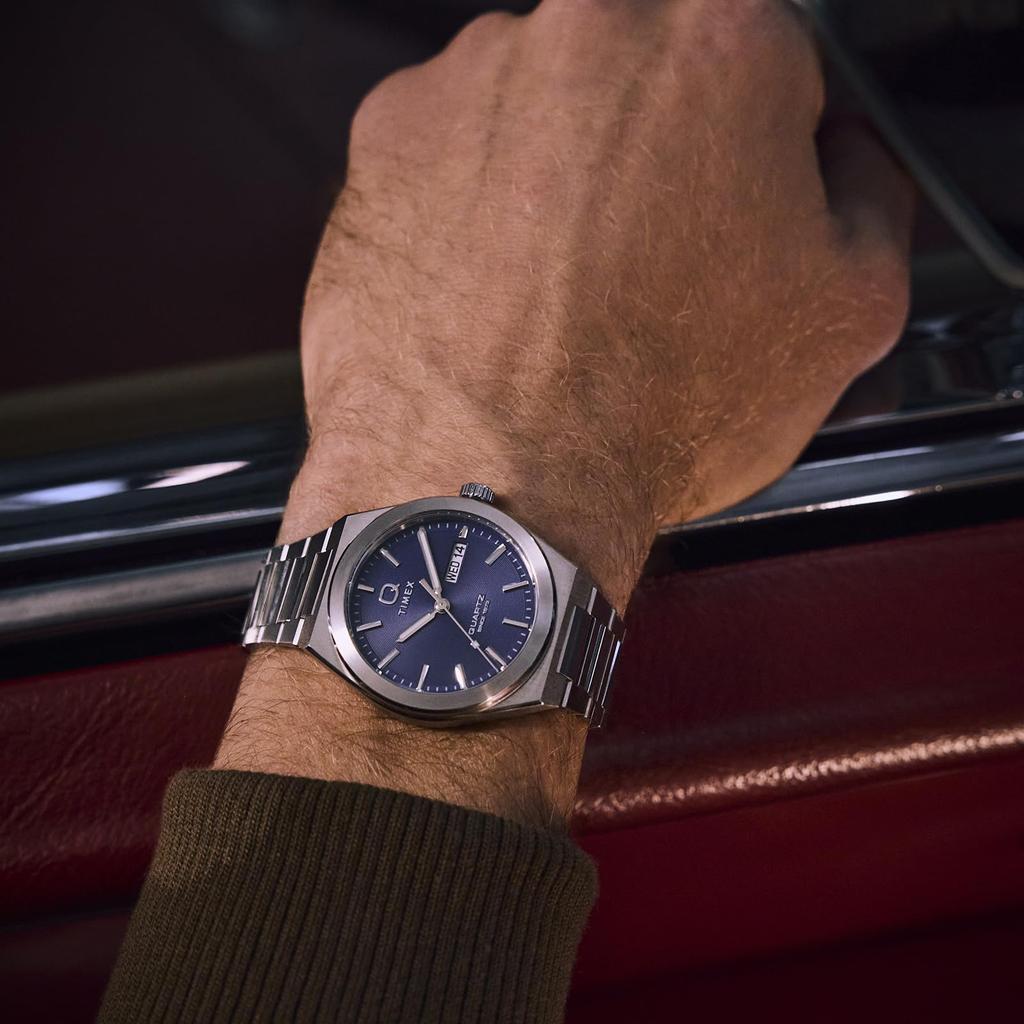 TIMEX Q Timex TW2Y25100 Unisex Quartz 5 ATM Water Mineral Blue Stainless Steel Watch