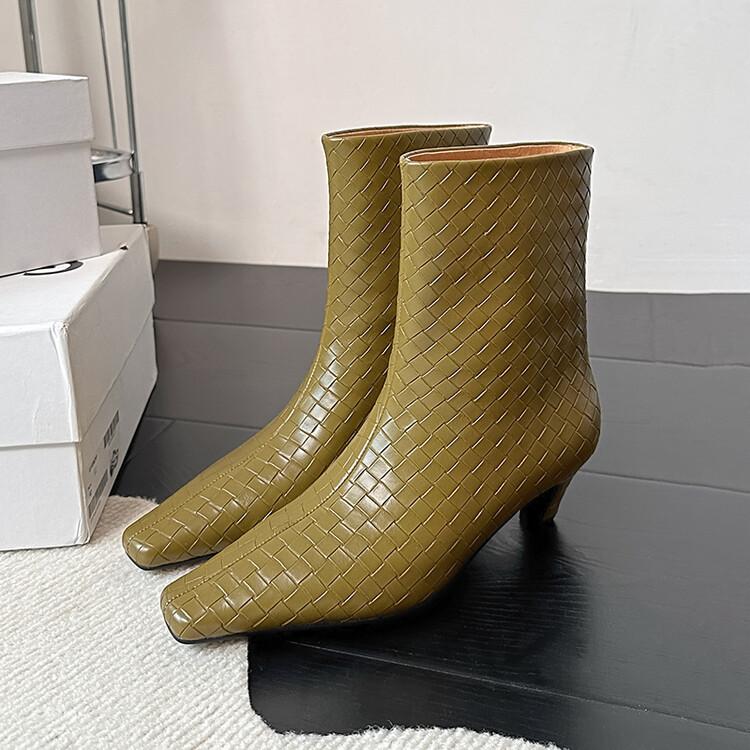 2025 höst och vinter nya tjockklack mångsidiga chao eld korta stövlar dam varma sammet gao kvalitet nakna stövlar tunna Martin