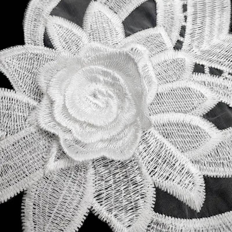 Vakker broderikrage med stor blomster Svart/Hvit Blomsterblonde Dekorativ krage Dameklærtilbehør