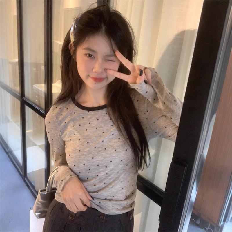 Design Contrasting Color Long-sleeved T-shirt for Women In Autumn New Slim Fit Versatile Student Base Round Neck Top