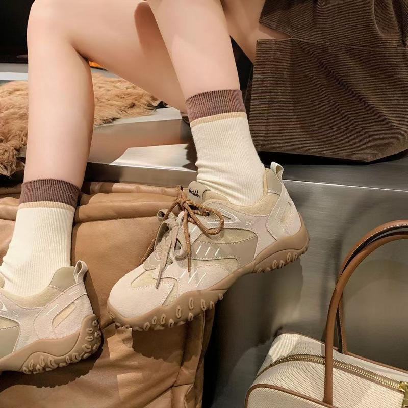 Uncle Wen, the same Xiaohongshu popular 2025 autumn new model, inner height increase, thick bottom versatile fashion leisure sports dad