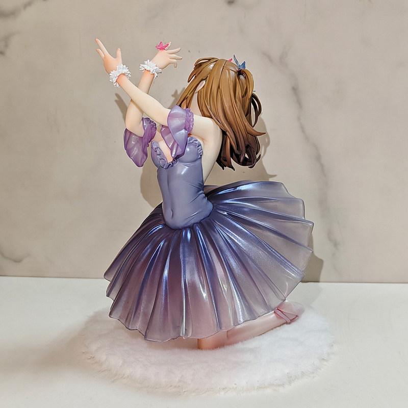 18cm Hot Anime Beautiful Girl PVC Action Figure On Stage Gray Ugly Duckling Collectible Statue Toy Model Decor Gift For Fans