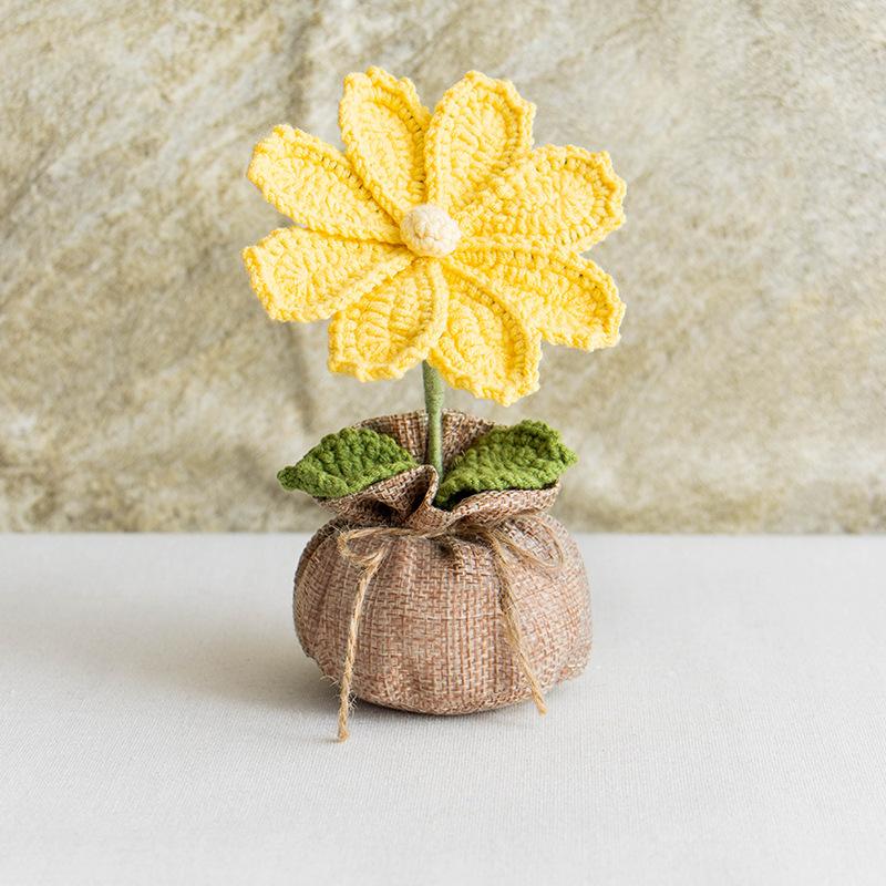 2025 Knitted Flowers Potted Cute Crochet Flowers Knitting Flower Wedding Guest Gift Crochet Rose Sunflower Table Decor