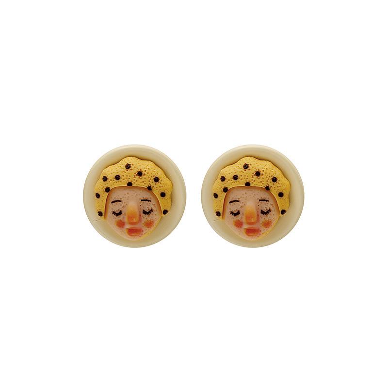 Cute Cartoon Earrings Female Eccentric Girl Stud Earrings Resin Doll Face Female Simple Earrings