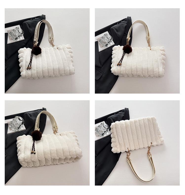 2025 Autumn Plush Single Shoulder Handbag: Women's Casual Large-Capacity Underarm Bag