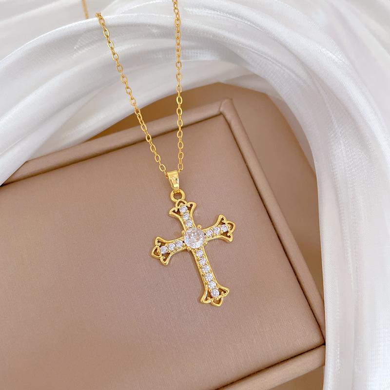 Cross Full Diamond Light Luxury Temperament Gorgeous Full Diamond Necklace Women'S Versatile Collarbone Chain Titanium Steel Chain