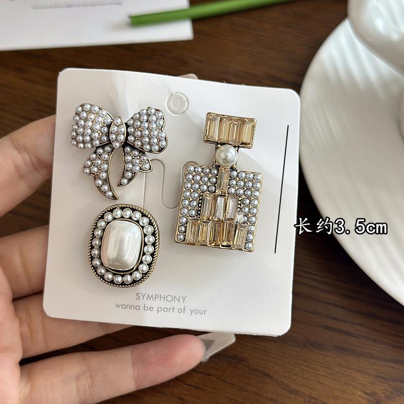 

Элегантные женские модные хрустальные флаконы для духов с бантом и жемчугом, броши, значки, классические женские аксессуары для вечеринок и свадеб