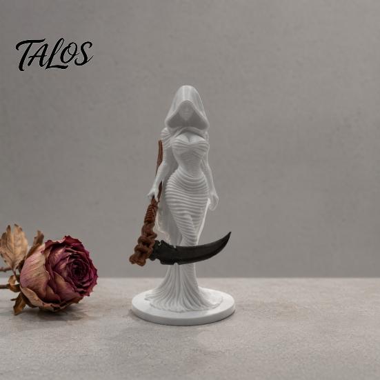Halloween Decor Sculpture 3D Printed Hooded Woman Statue, Gothic Grim Reaper Figurine, Statue Party Decoration for Home Office Desk Shelf Figurine