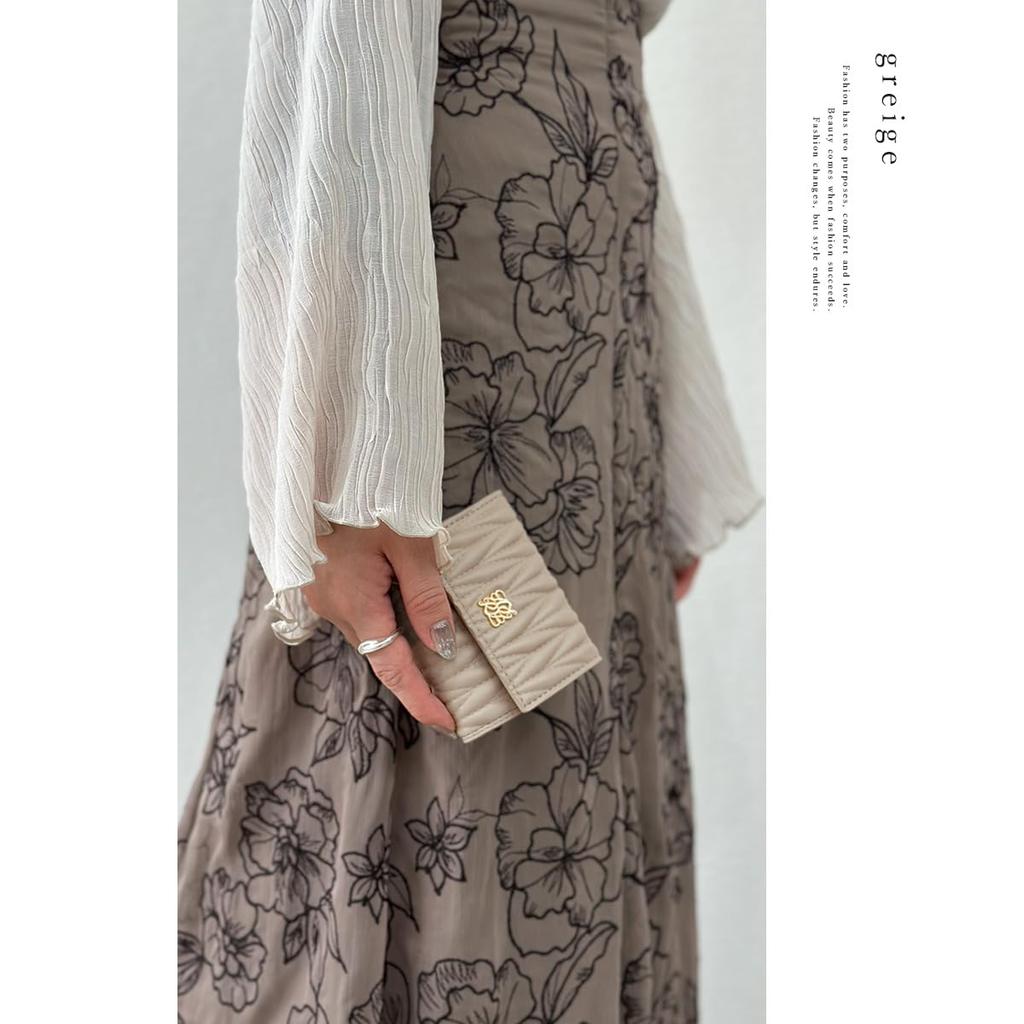 Mini Easy to Box Card Coin Large Folding Small [Giselle] Wallet, Tri-Fold Wallet, Wallet, Compact, Use, L-Shape, Type, Case, Purse, Capacity, Logo,