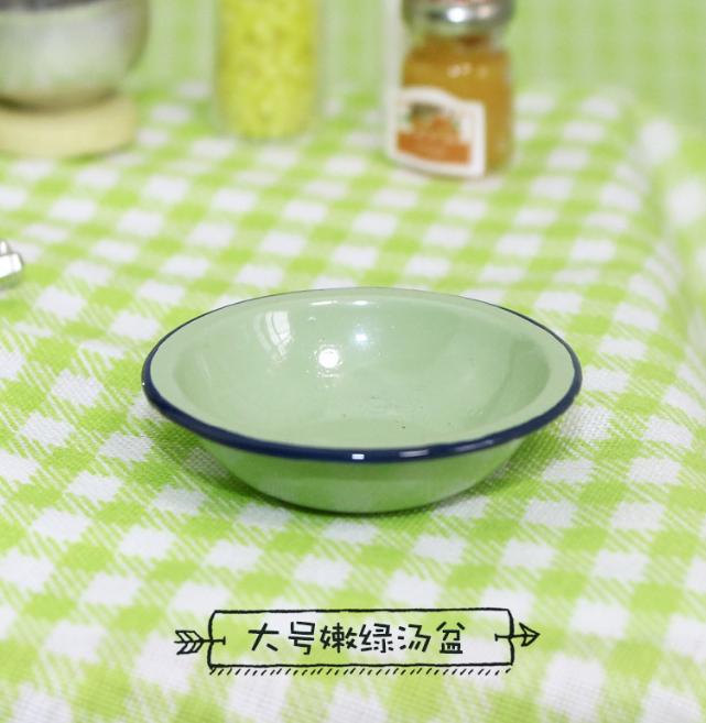 1/6 1/12  Doll House Simulation Miniature Mini Old Style Soup Pot Model Decor