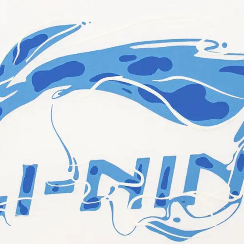 Li Ning Logo Nadruk Literowy Moda Przyjazny dla Skóry Wygodny Wszechstronny Pulower z Okrągłym Dekoltem T-Shirt z Krótkim Rękawem Casualowy Zestaw Sportowy AHSVD57-2+AKST593-7