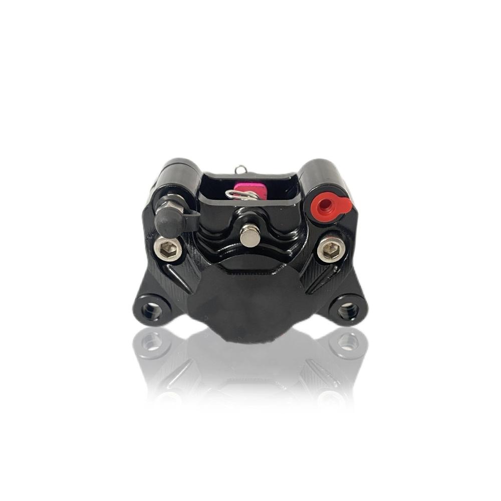 Motorcycle 4 piston brake calipers pump 82mm mounting Hard oxygen material for WISP RSZ Turtle King small radiation чёрный