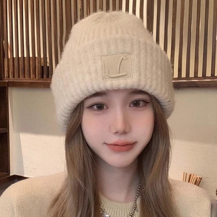 Wool Wool Hat for Women with Larger Head Circumference Keep Warm Piles of Cold Hats Knitted Ear Protection Hat Letter Embroidery