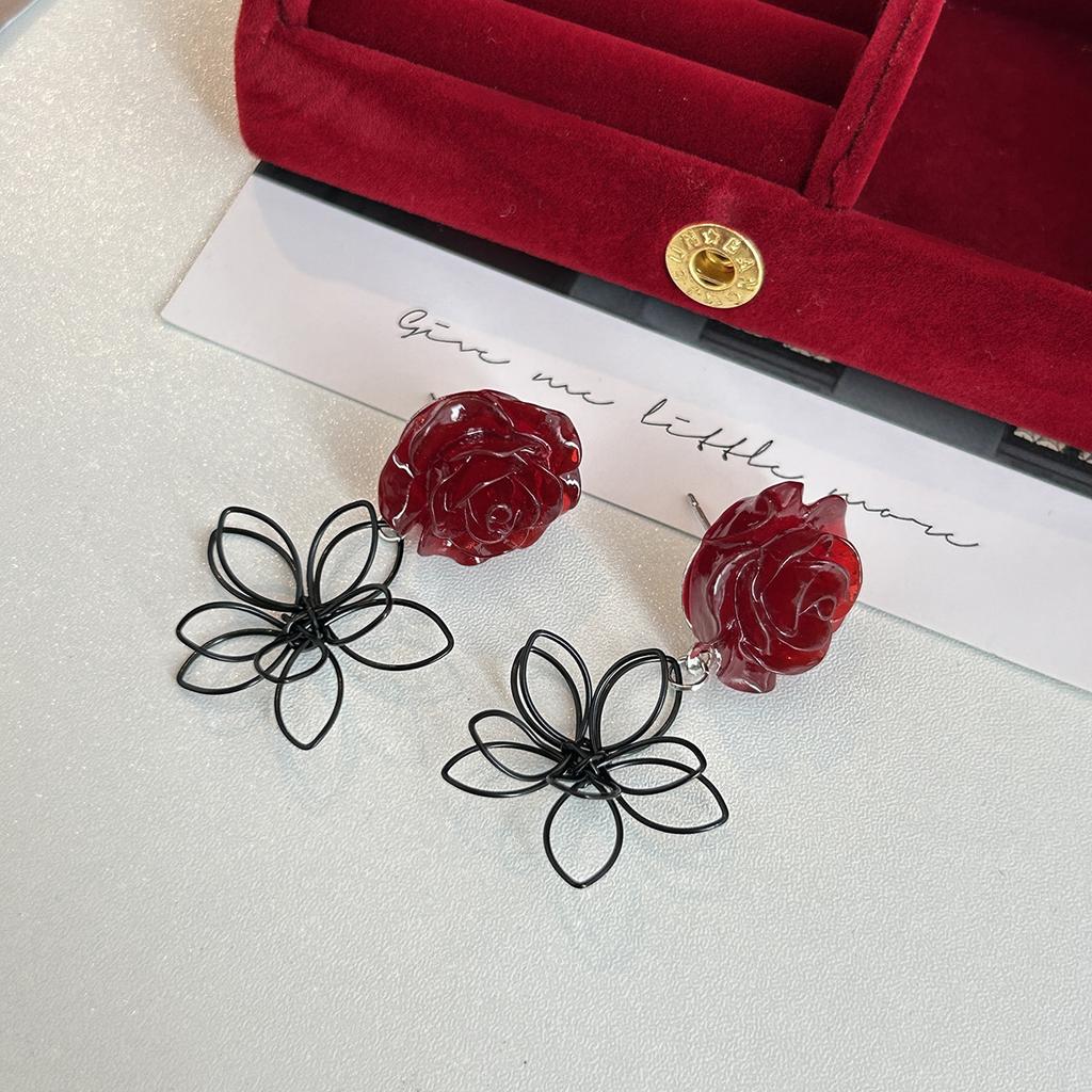 Antique Ankara Red Rose National Style Light Luxury Elegant Temperament Female Personalized Earrings