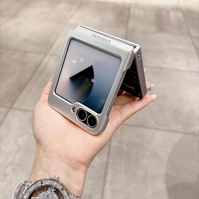 For Magsafe Magnetic Wireless Charging New Solid Color Plating No Border Phone Case For Samsung Galaxy Flip 6 5 4 3 Bumper Cover