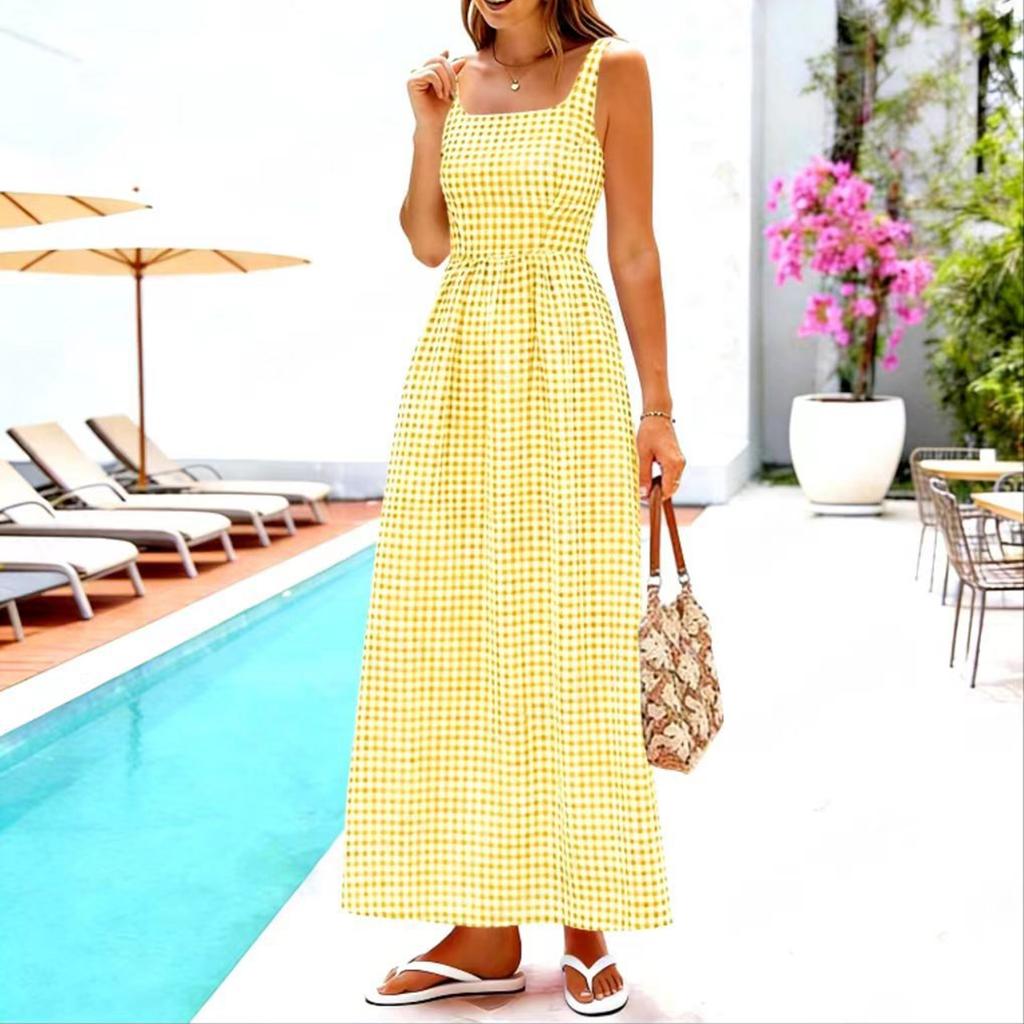Women Casual Loose Fit Sleeveless Dress Square Neck A-Line Long Maxi Dress with Checkered Pattern Summer Sundress
