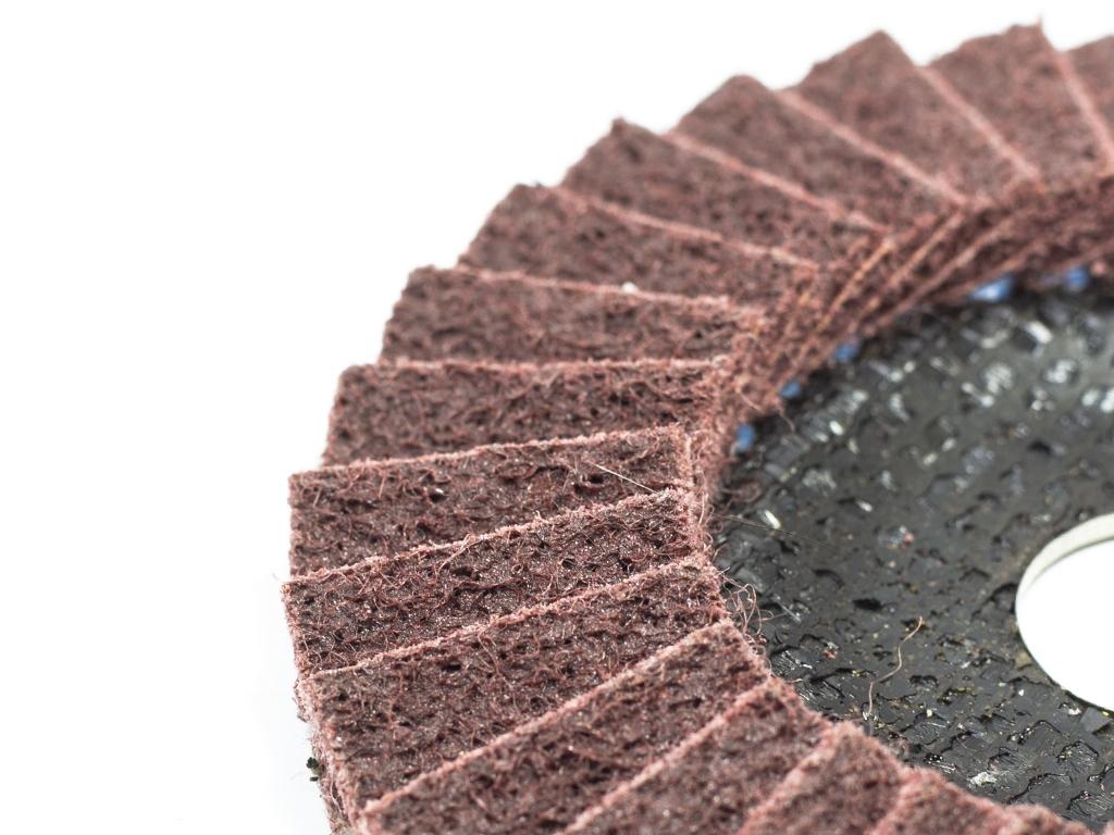 FLAP DISC NON-WOVEN 125MM P120 SMT800
