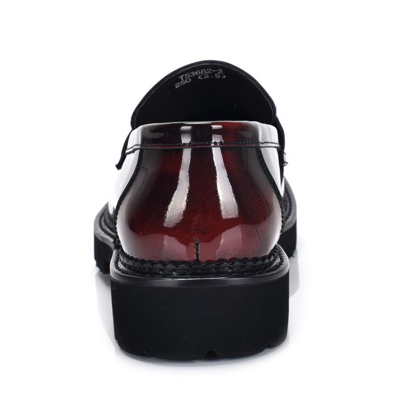 Men's Genuine Leather Loafers: Comfortable, Business Casual Shoes with Thick Soles for Weddings & Trendy, Versatile British Style.
