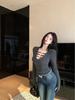 V-Neck Long-Sleeved Base Layer: Slim-Fit, Sexy, Hot Girl Style for Autumn/Winter; Pure and Desirable Temperament.