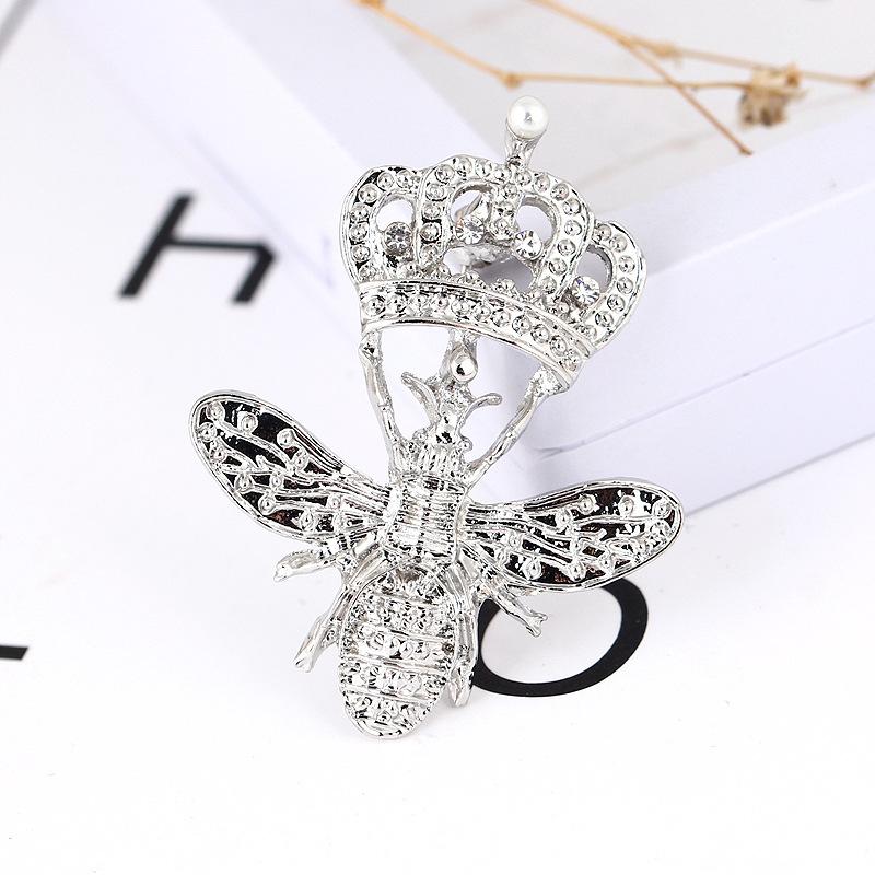 Crown Bee Pin Elegant Rhinestone Metal Brooch For Women Lapel Pin Cute Animal Brooch Jewelry Gift Accessory