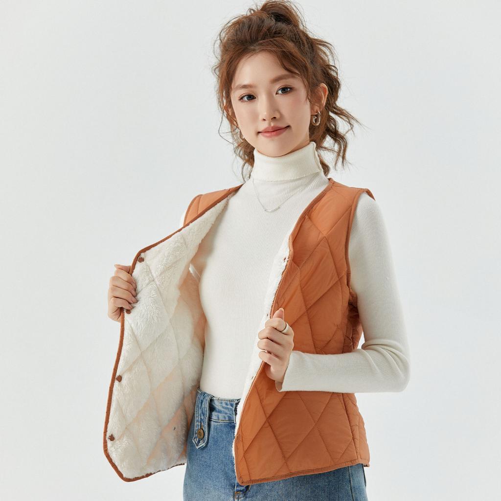 Women's Fall and Winter Lightweight Warm Comfortable Enlarged Suit Pointed Angle Can Be Taken Inside The Female Cotton Vest Double-sided
