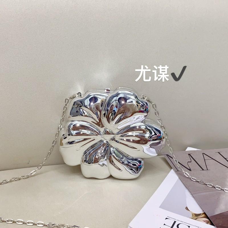 Acrylic Flower Shape Crossbody Bag Small Hard Shell Handbag With Lock Women Daily Wear