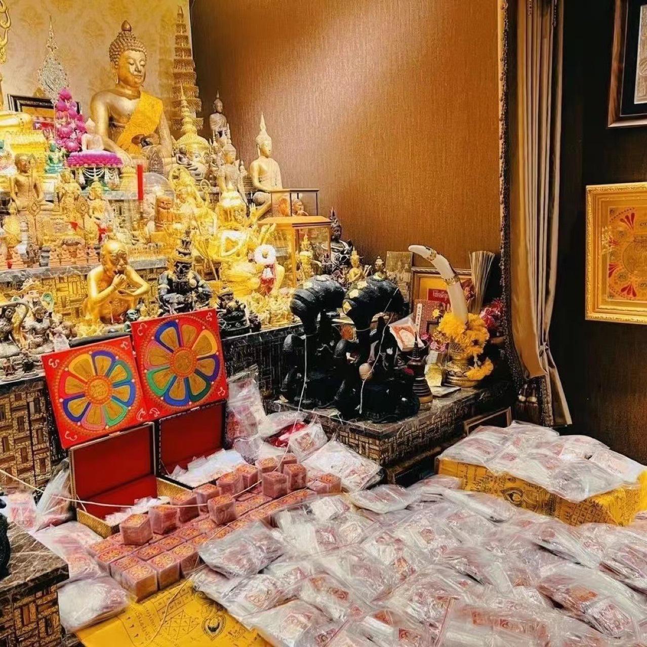 

Zhaokun Tian 2024 Thai Buddhist Little Rich Man Talisman with Gold Beads & Red String Taixin Yuan