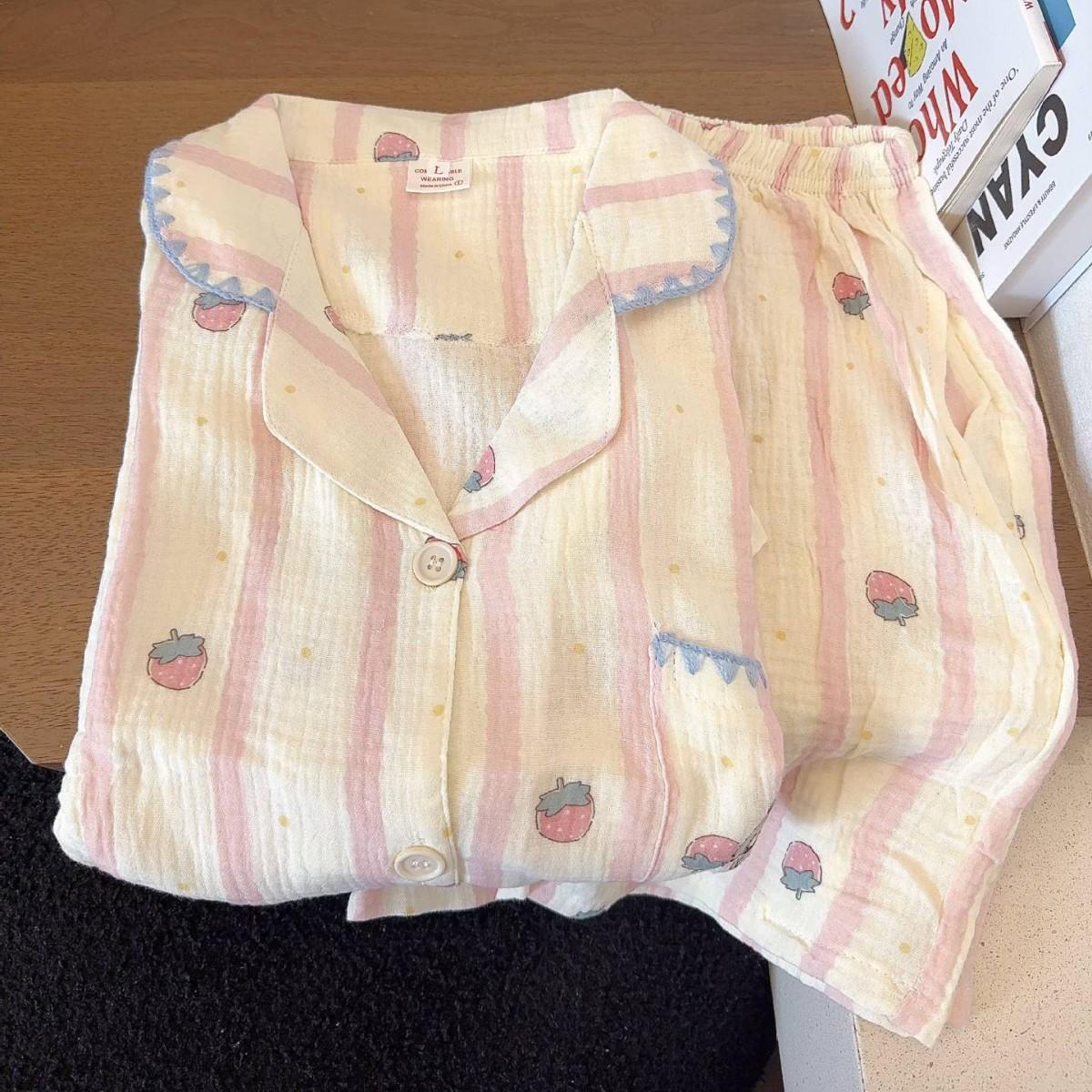 

Internet celebrities new strawberry striped puppy pajamas women s summer short-sleeved shorts cardigan two-piece women s loungewear S