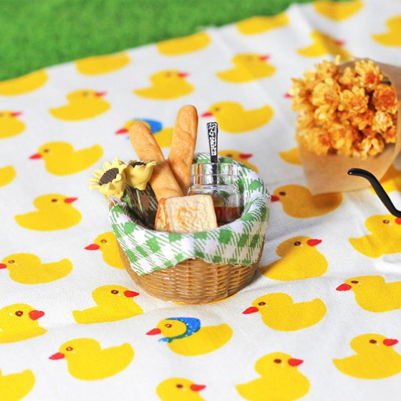 1 Set Play Kitchen Food Toy Cute Mini 1/6 Scale Miniature Dollhouse Diy Honey Bread Basket Model For Doll Accessories