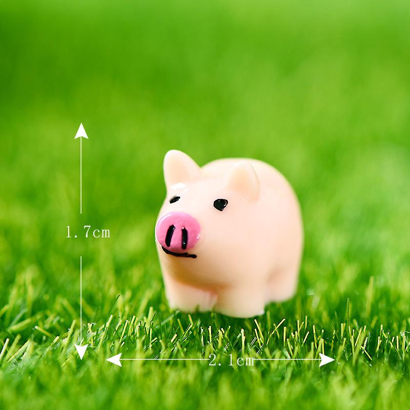 Miniature DIY Building Model: Moss, Micro Landscape Ornaments, Resin Animal & Plant Figures