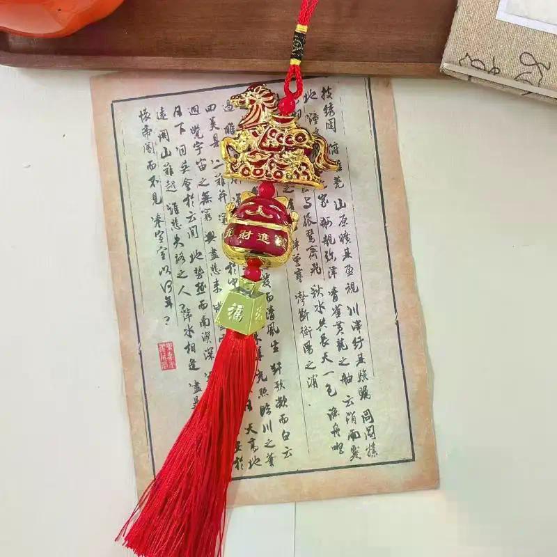 2026 Jahr des Pferdes Wandbehang Autoanhänger Chinesisches Neujahr Rotgoldener Anhänger Glücksbringer Deko Einweihungsgeschenke