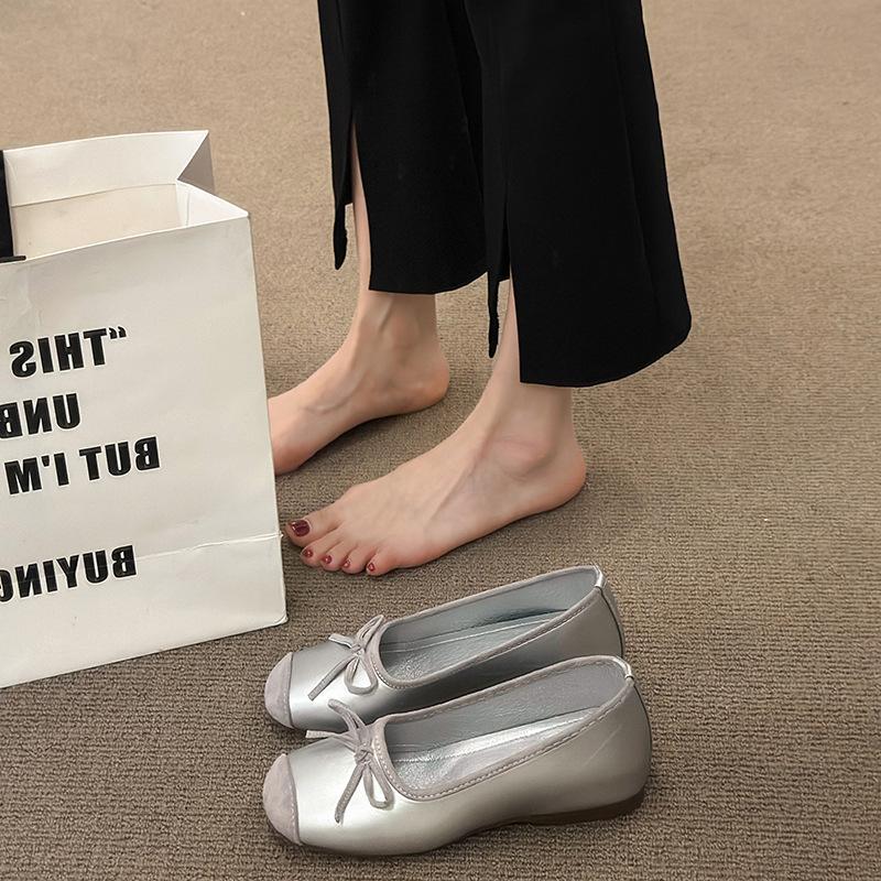 Gentle ballet ladyshoes flats French retro soft-soled silver new Chinese silver single shoes Spring Xiaoxiangfeng women's shoes