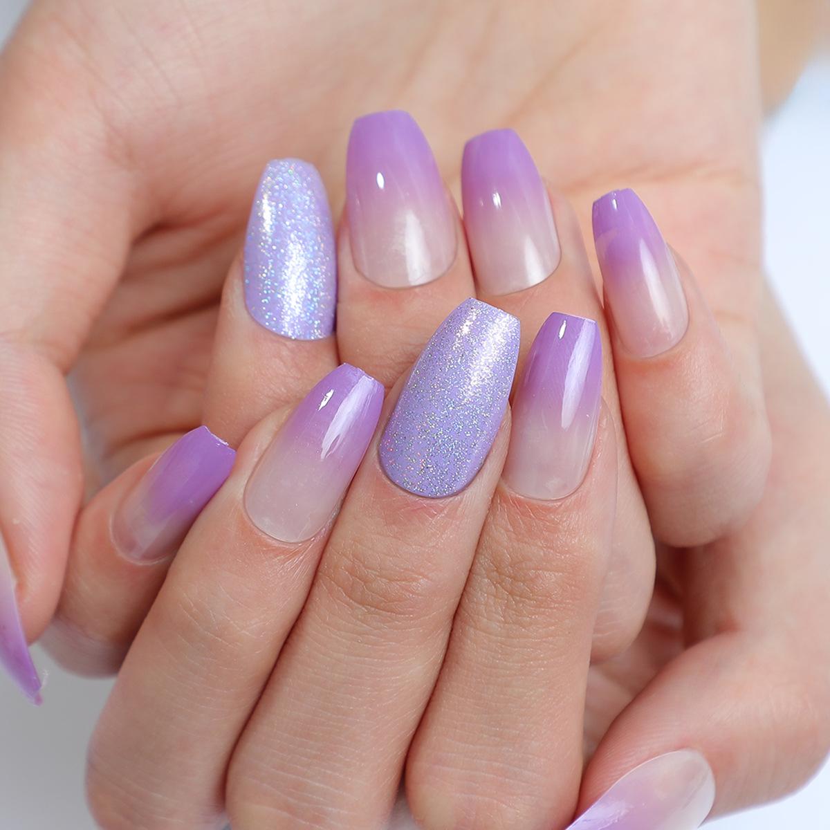 

Glitter Gradient Wearable Halo False Nails Set