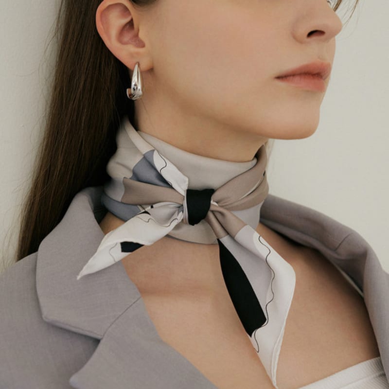 BB’DE SOLI’DE rang silk scarf (2color)