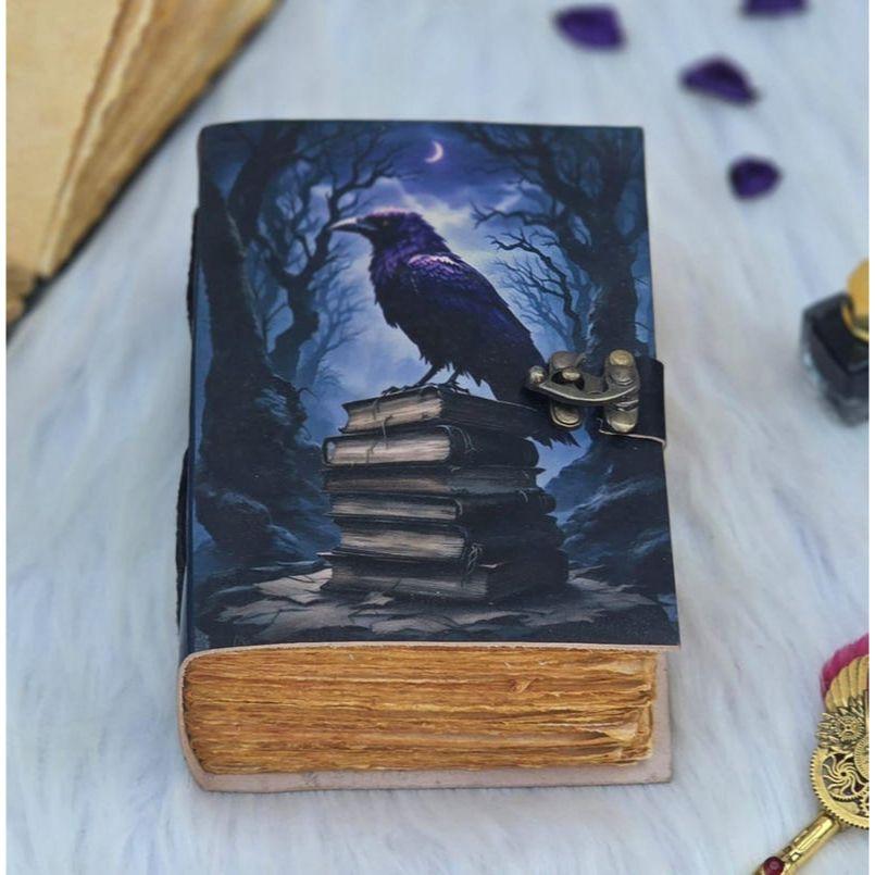 

Дневник с Вороном на Книгах заклинаний | Мистический Гримуар ведьмы | Тетрадь Темный лес | Оккультный Журнал для записей в подарок 7 x 5 in