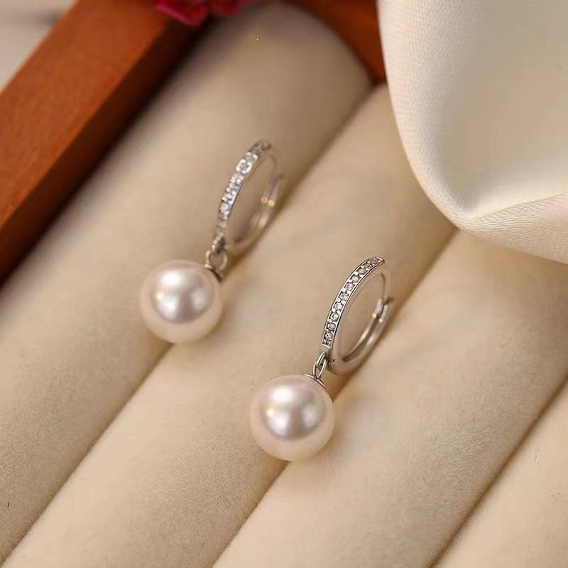 2024 High-End Pearl Stud Earrings: 925 Sterling Silver, Light Luxury Women's Accessory