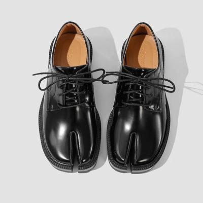 Nuevos zapatos planos con puntera dividida para mujer, zapatos casuales sin cordones, zapatos Mary Janes de moda para mujer, zapatos Tabi, zapatos con pezuña de cerdo, mocasines para mujer, chaussure femme