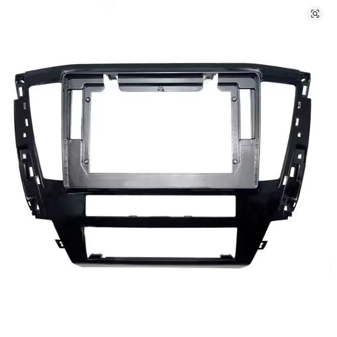 2020 Mitsubishi Pajero Sport Center Console Frame for Android Navigation Screen.