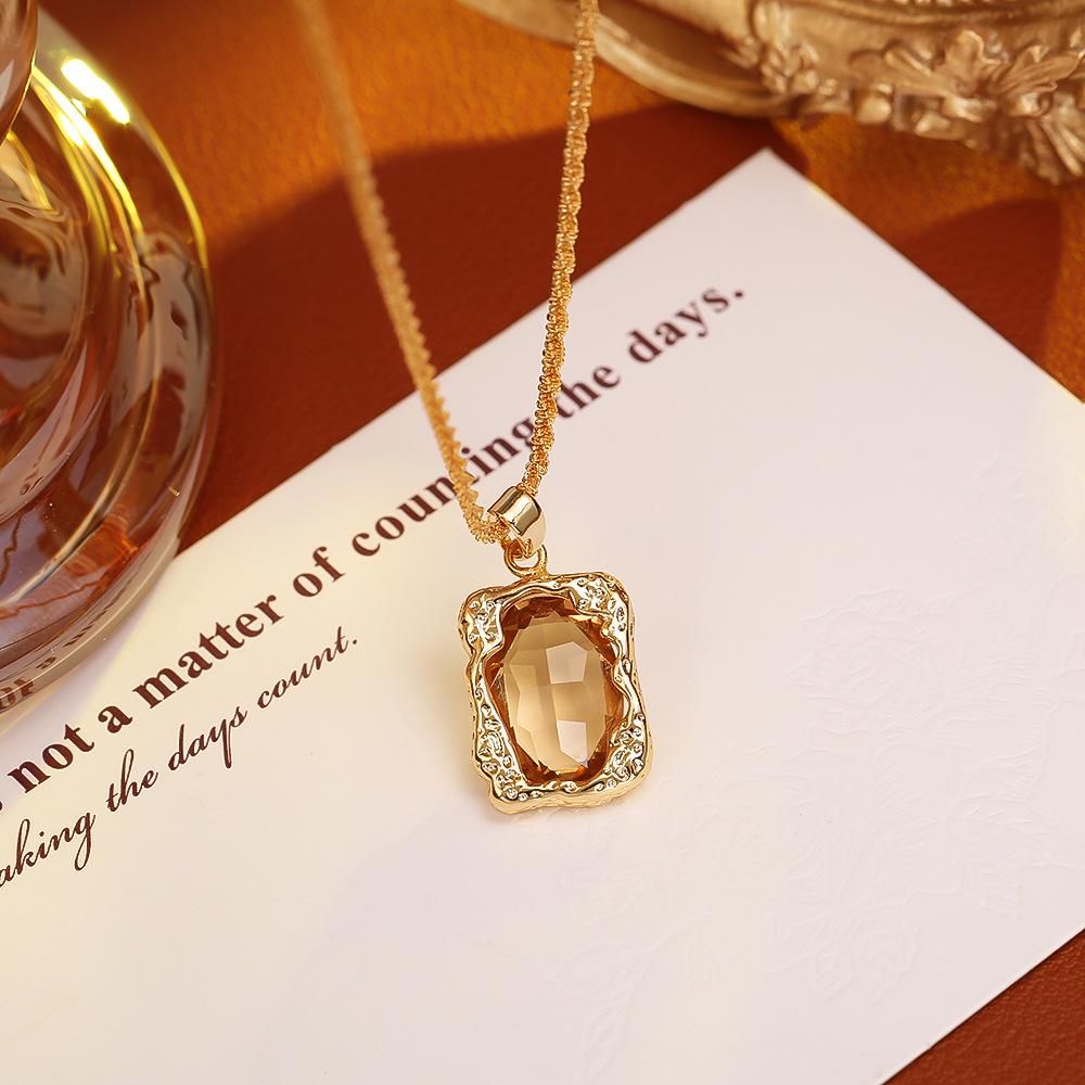 Elegant Pendant Necklace Fashionable Minimalist Dainty Chain Delicate Layering Light Luxury High End Sweater Chain