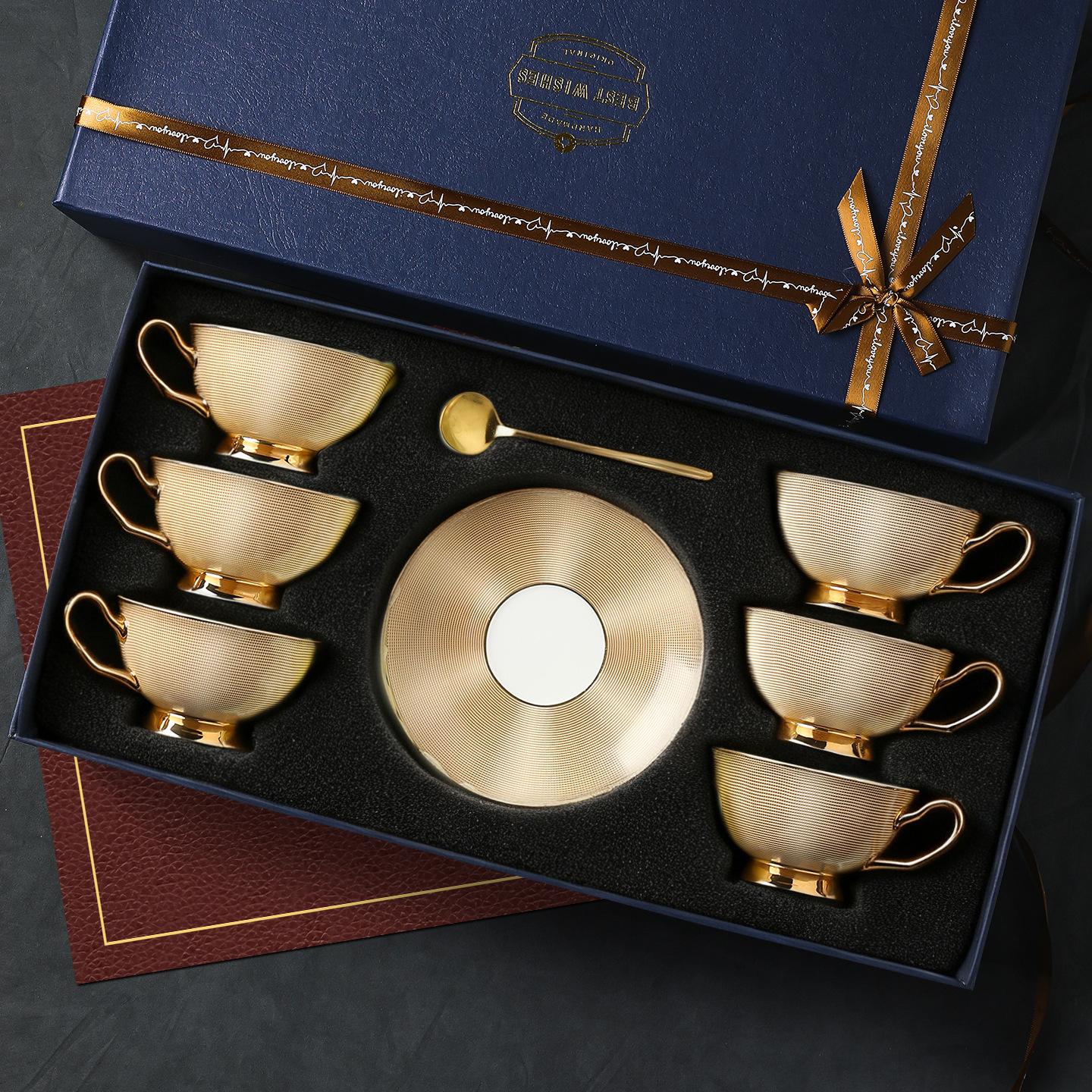 

High-end Exquisite Coffee Cup Set, British Light Luxury Afternoon Tea Tea Set, Advanced Gift Box, Bone China Housewarming Gift 220ml