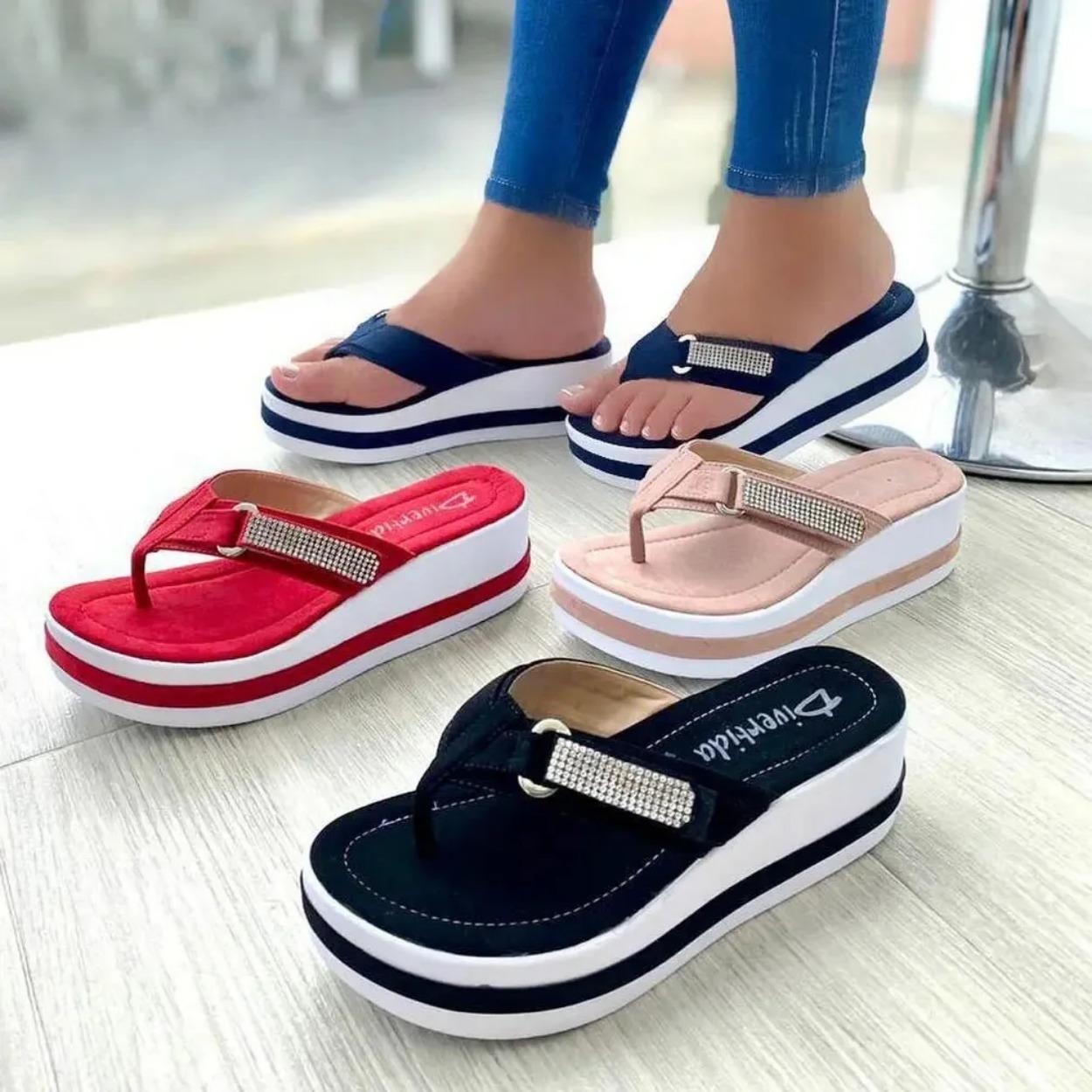 

Plus Size Women s Shoes 2025 Rhinestone Sponge Platform Sandals Wedge Slippers Summer Flip Flops Women Flat Beach Slippers 35 червоний