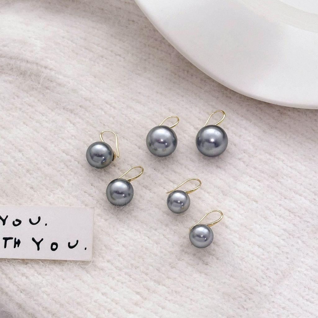 Elegant Retro Gray Pearl Earrings with Light Luxury Feel for Women