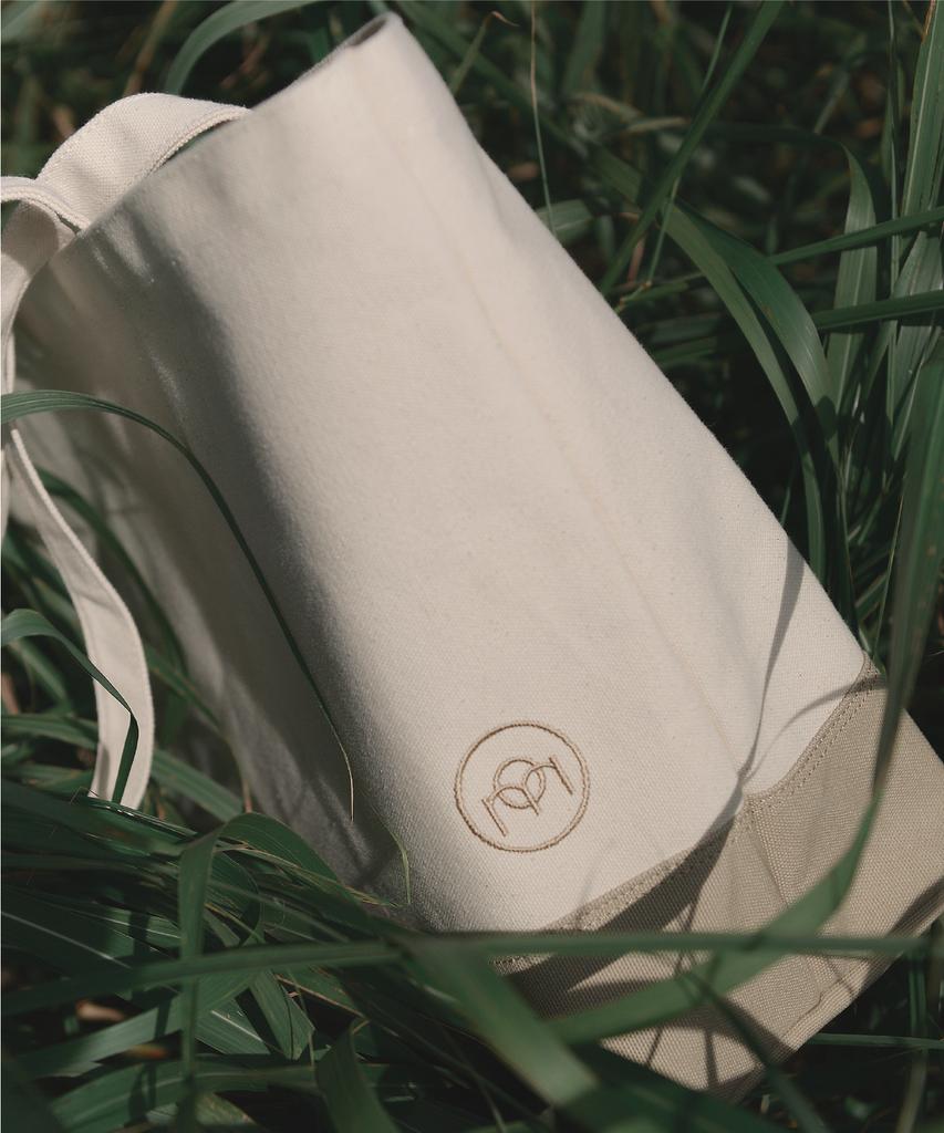 Momel Forest Canvas Bag (Forest Beige)