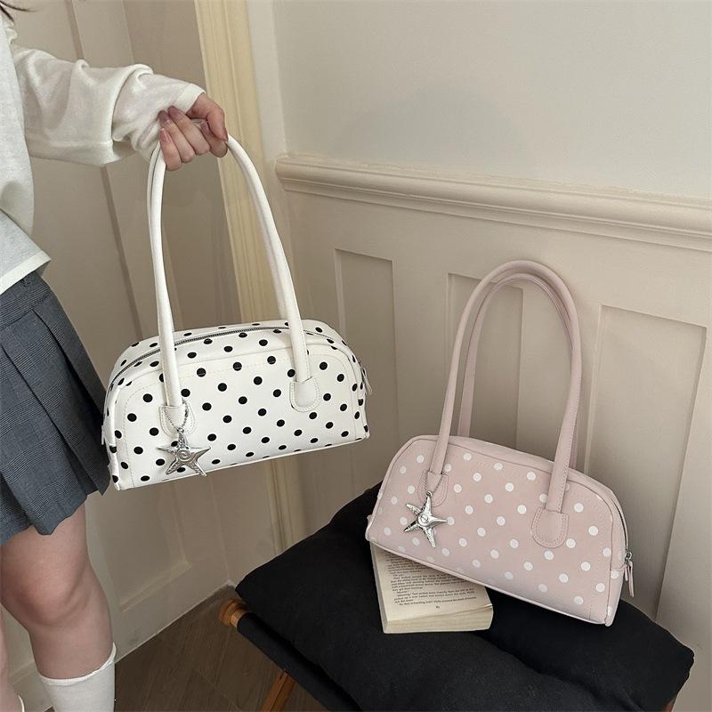 Going out new Korean small fresh polka dot star bag handbag sweet shoulder messenger bag women's bag