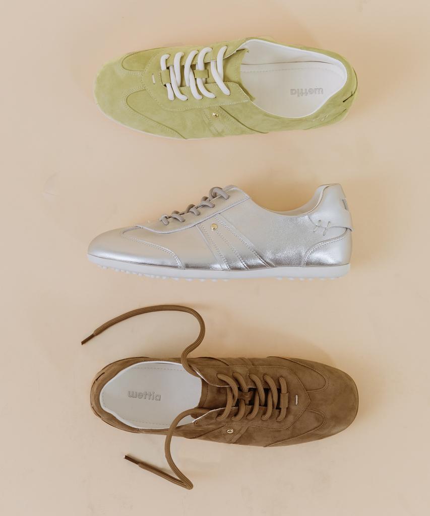 Wettia Lambskin De Murre Lace-Up Flat Sneakers 58101