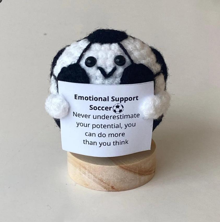 Crochet Positive Energy Golf Ball Doll With Card Home Room Decor Handmade Knitted Basketball Desktop Ornament Christmas Gifts