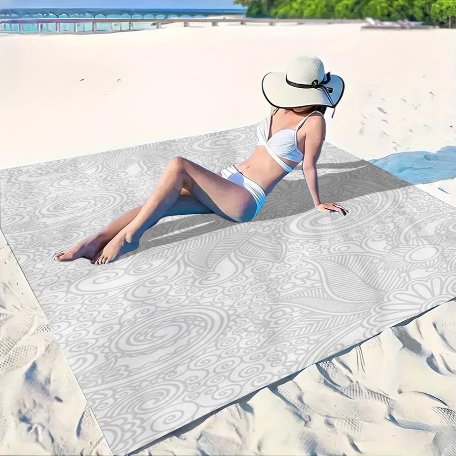 

1-Piece Outdoor Beach Mat, Grey Persimmon Flower Pattern Printed Beach Mat, Easy to Clean, Made of Polyester Fabric W30*H60(CM)